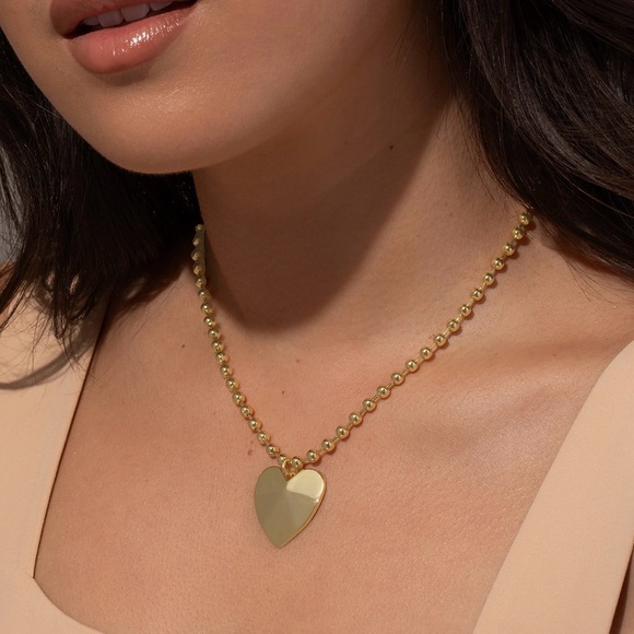 NEW Uncommon James Gold Romance Heart Necklace - Picture 1 of 5